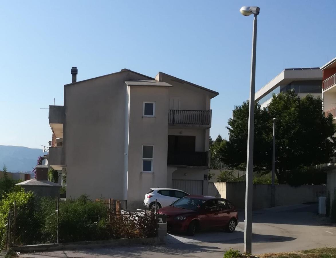 Apartment Ruby Podstrana Exterior photo